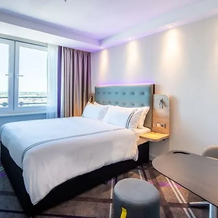 Express - - Centre Colónia