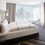 Express - - Centre Hotel 3*