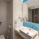 Express - - Centre 3*
