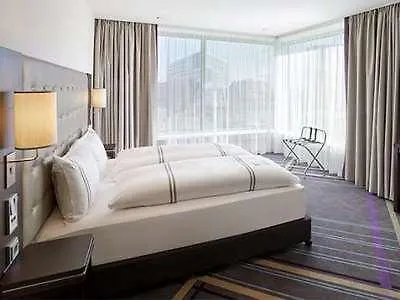 Express - - Centre Hotell 3*