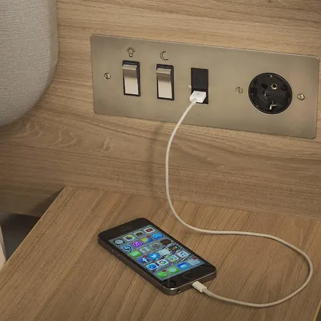 Express - - Centre Hotell 3*