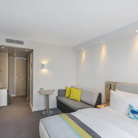 Express - - Centre 3*