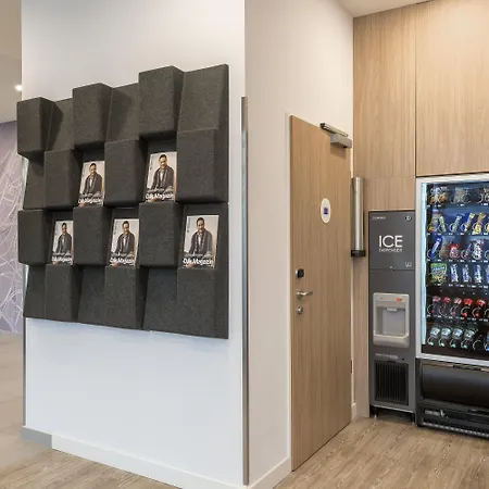 Express - - Centre Hotell