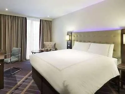 Express - - Centre Hotel