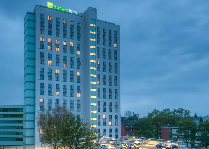 Express - - Centre 3*