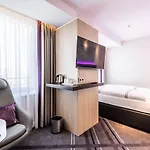 Express - - Centre Hotel