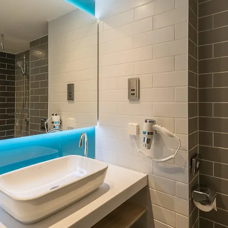 Hotel Express - - Centre 3*